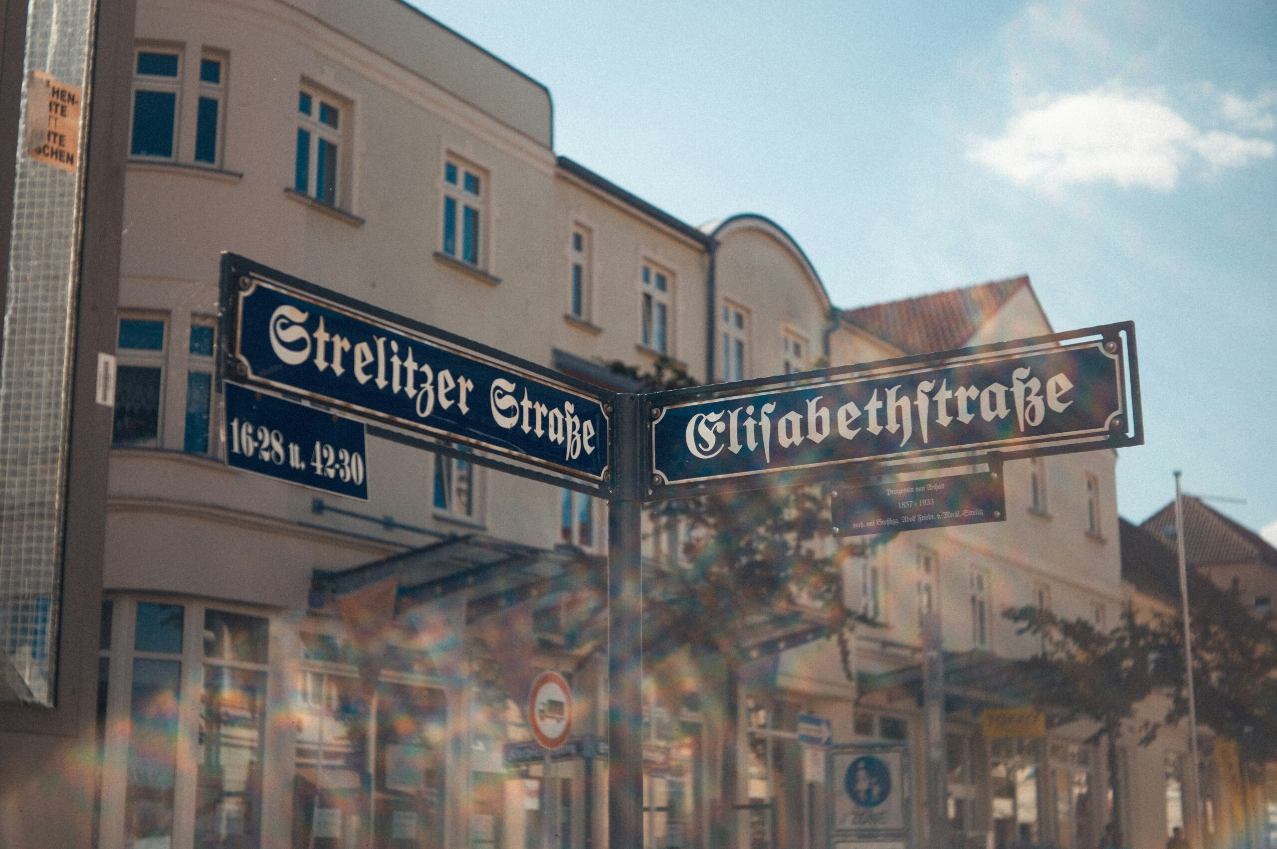10 kurze Geschichten, mit denen du dein Deutsch deutlich verbesserst 10 kurze Geschichten, mit denen du dein Deutsch deutlich verbesserst